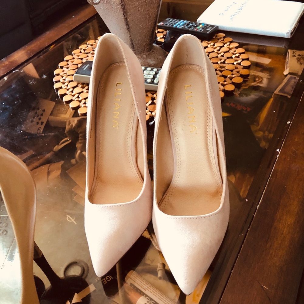 Shoes - Picture 8 of 8